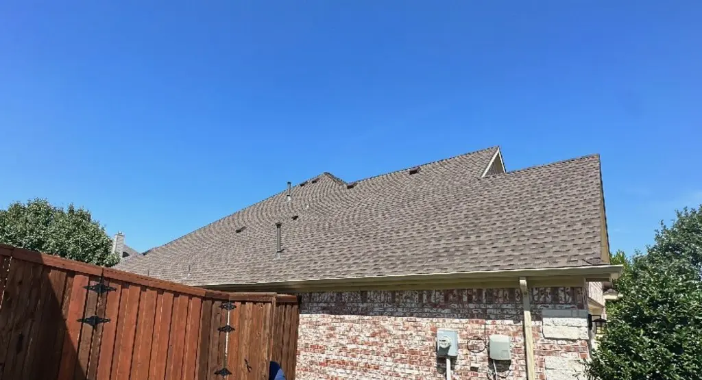 Completed roof replacement project in Williamson